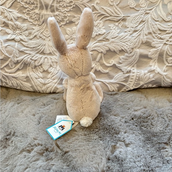 Jellycat Bonnie Bunny with floral egg BNWT rare and retired HTF - Picture 3 of 4